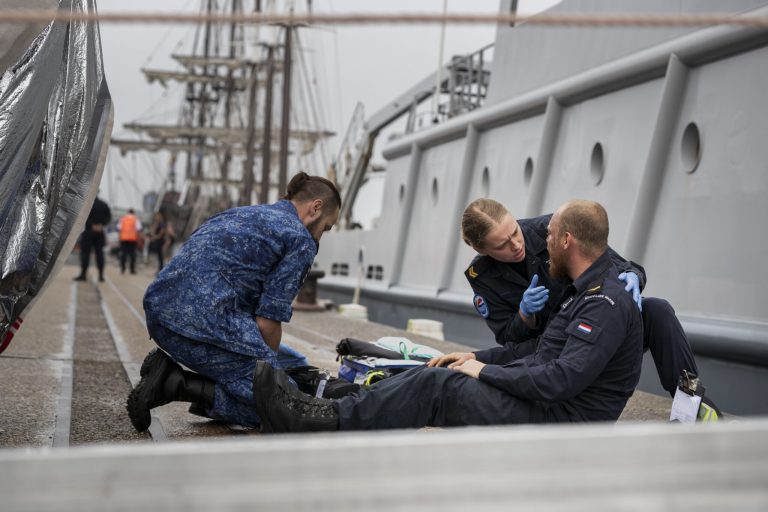 Sandy Coast: Delfzijl en de Eemshaven in beeld bij internationale marine-oefening