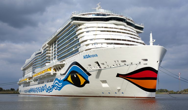 Het eerste cruiseschip op LNG vanaf morgen in Eemshaven