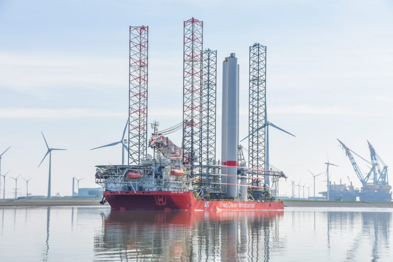 Buss completes major port logistics project for Trianel wind farm Borkum II