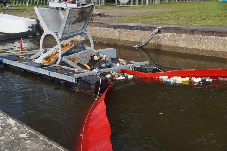 Start-up Noria gaat nieuwste plasticsoeptechnologie testen in de haven van Delfzijl
