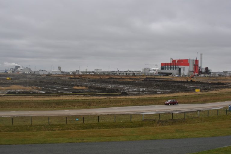 Overtollig slib rijpt tot een volwaardige grondstof aan de Oosterhorn
