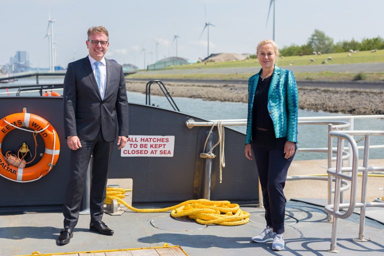 Bezoek minister Kaag aan Eemshaven