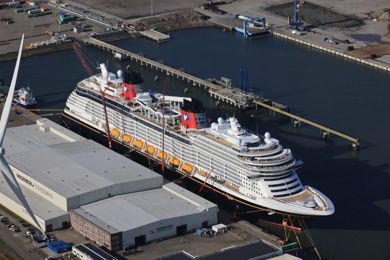 Disney Treasure vertrokken uit Eemshaven
