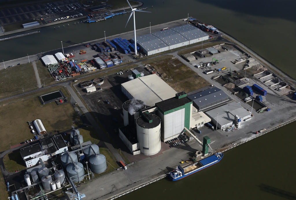 De moutfabriek van Holland Malt in de Eemshaven