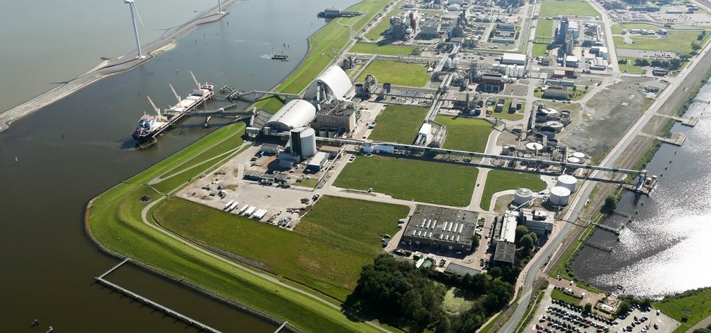 Chemie Park Delfzijl, waar de bioraffinaderij van Avantium en haar partners zal verrijzen