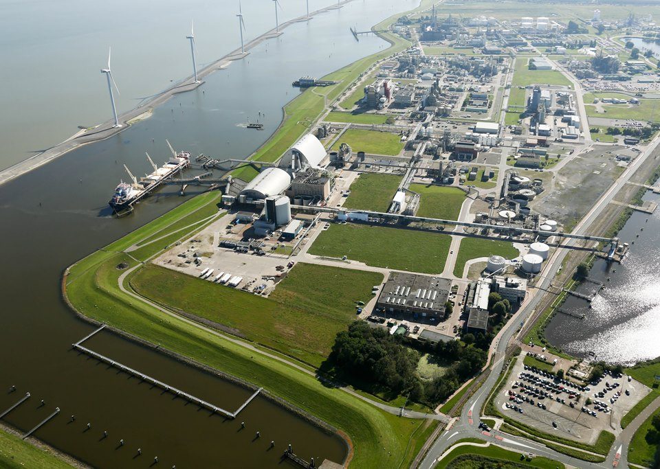 Chemie Park Delfzijl, waar de bioraffinaderij van Avantium en haar partners zal verrijzen