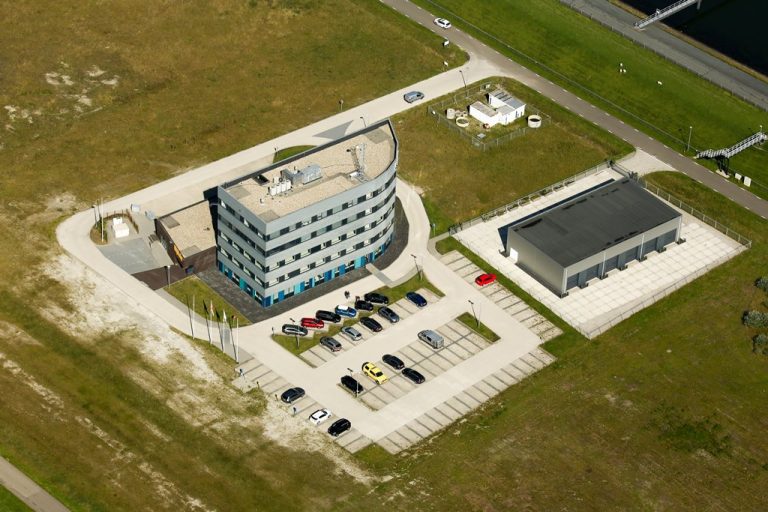Opening nieuw kantoor Gebroeders Benus in Nijlicht