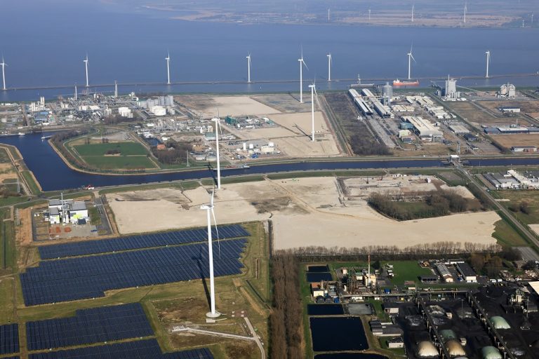 Terreinen Delfzijl klaargestoomd voor nieuwe bedrijven