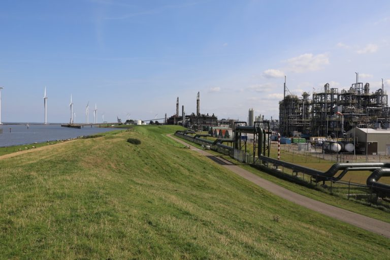 Ambitieus plan om CO2 uitstoot in Groninger havens te reduceren