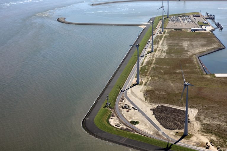 Contouren personenspoor Eemshaven steeds meer zichtbaar