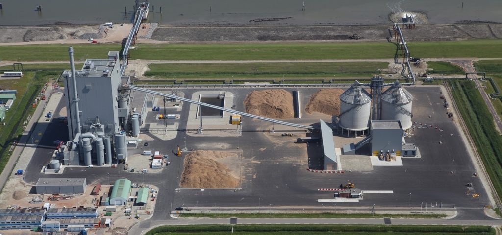 De bio-energiecentrale Eneco Bio Golden Raand in Delfzijl