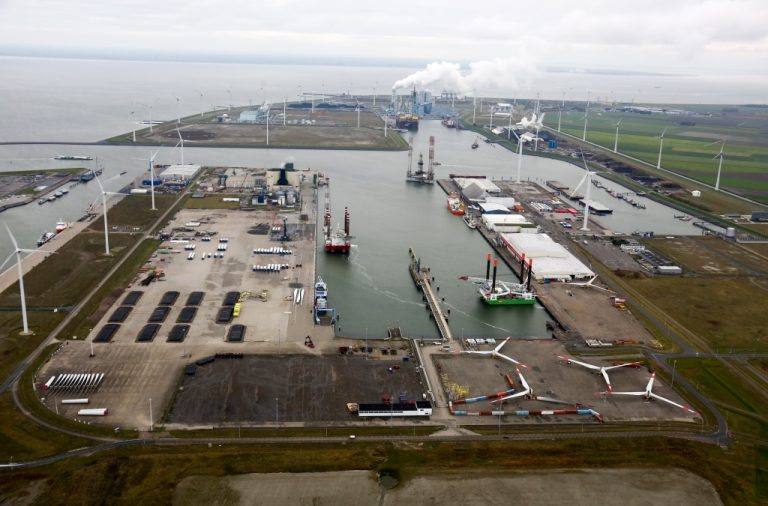 De Eemshaven is nu gecertificeerd voor keurmerk veilig ondernemen