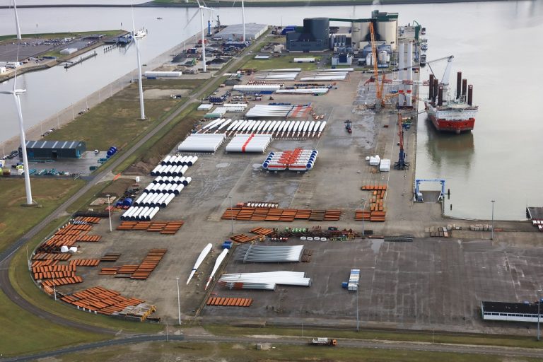 Eemshaven base port for world’s largest offshore wind farm