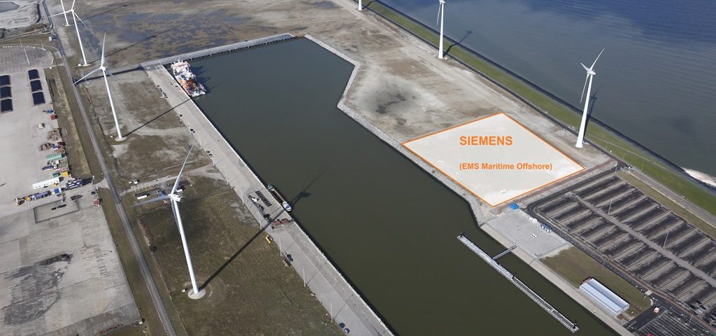 De Beatrixhaven met de locatie van EMS Maritime Offshore waar Siemens een offshore service centrum gaat bouwen