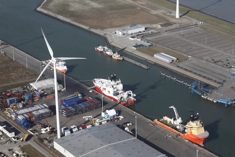 EMS Maritime Offshore installs Service Base for Merkur Offshore in Eemshaven