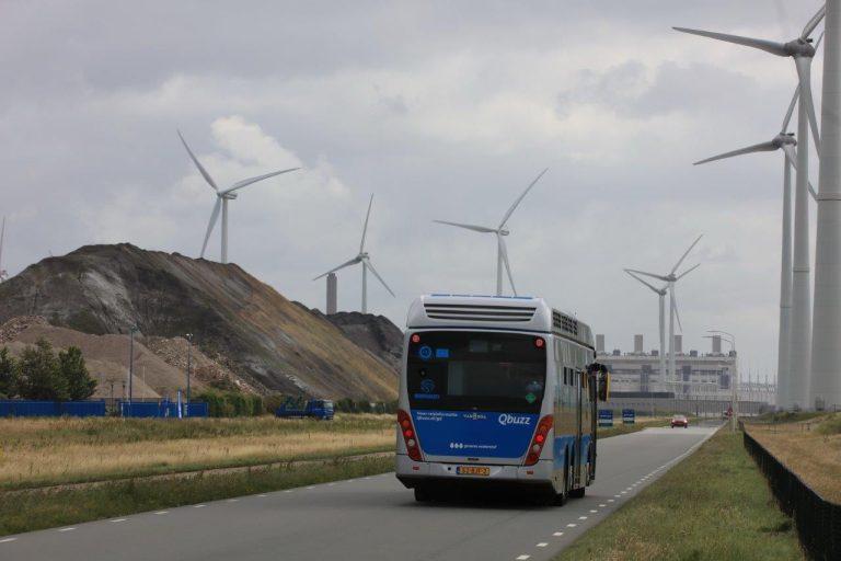 Eemshaven ook per bus bereikbaar