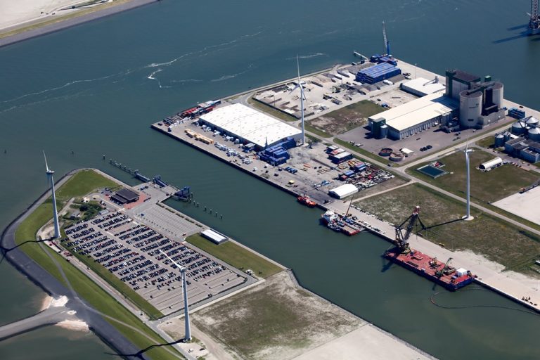 AG EMS start met rondvaarten door de Eemshaven