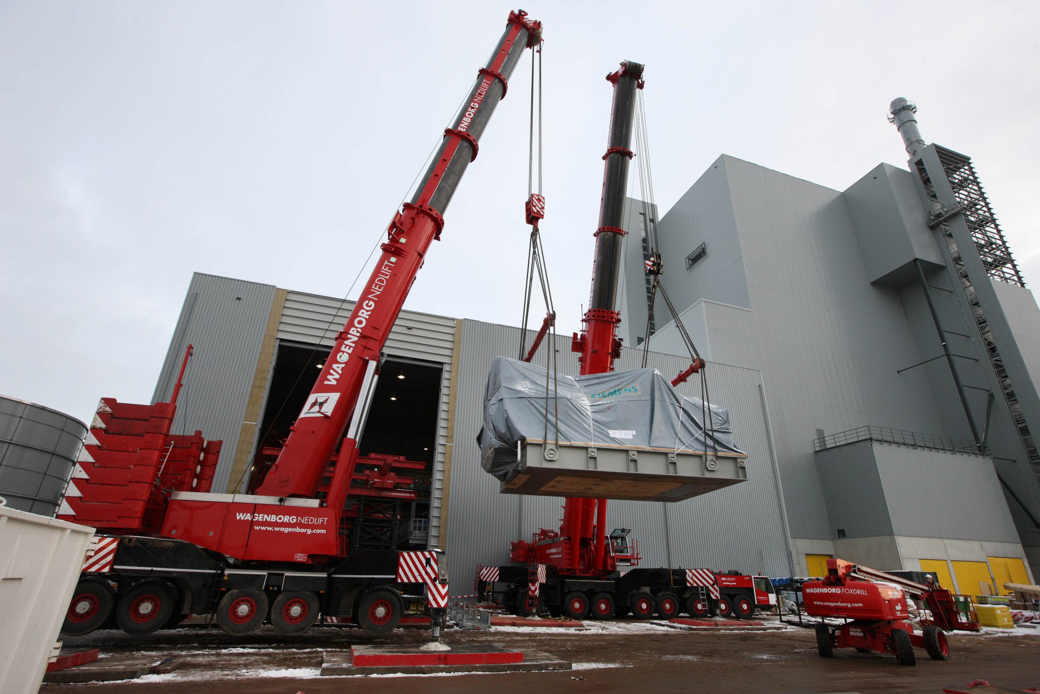 De nieuwe turbine wordt de biomassacentrale in getakeld