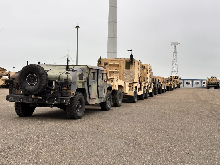Amerikaanse brigade verplaatst zich via Eemshaven naar Polen