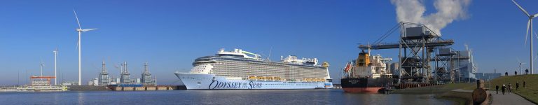 Een van de grootste cruiseschepen ooit gebouwd ondergaat slingerproef in Eemshaven